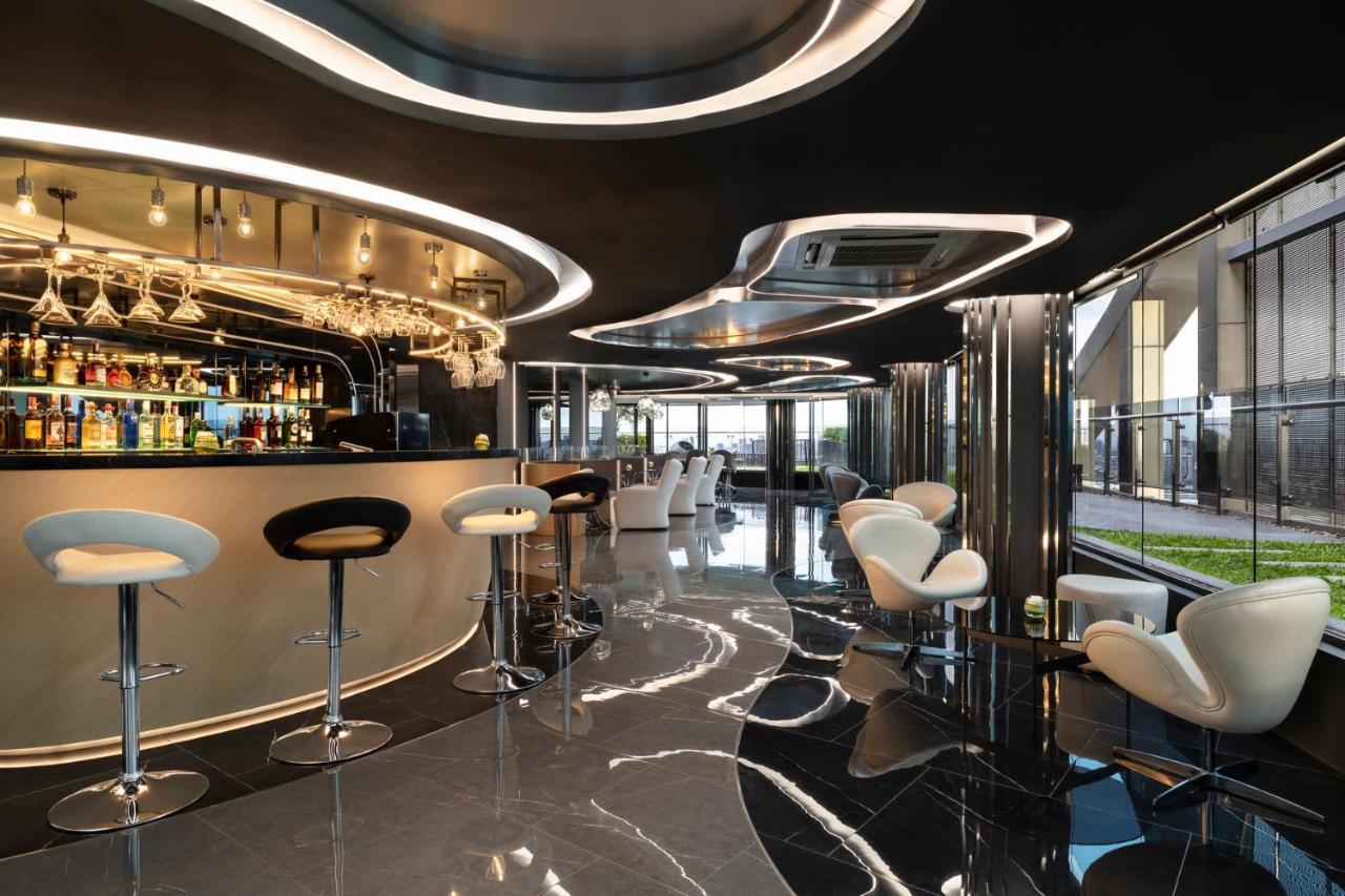 Oakwood Suites Tiwanon Bangkok Nonthaburi Exterior foto
